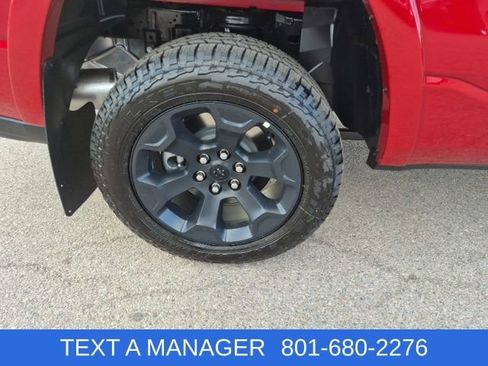 New 2026 RAM 1500 4x4 Crew Cab image 9