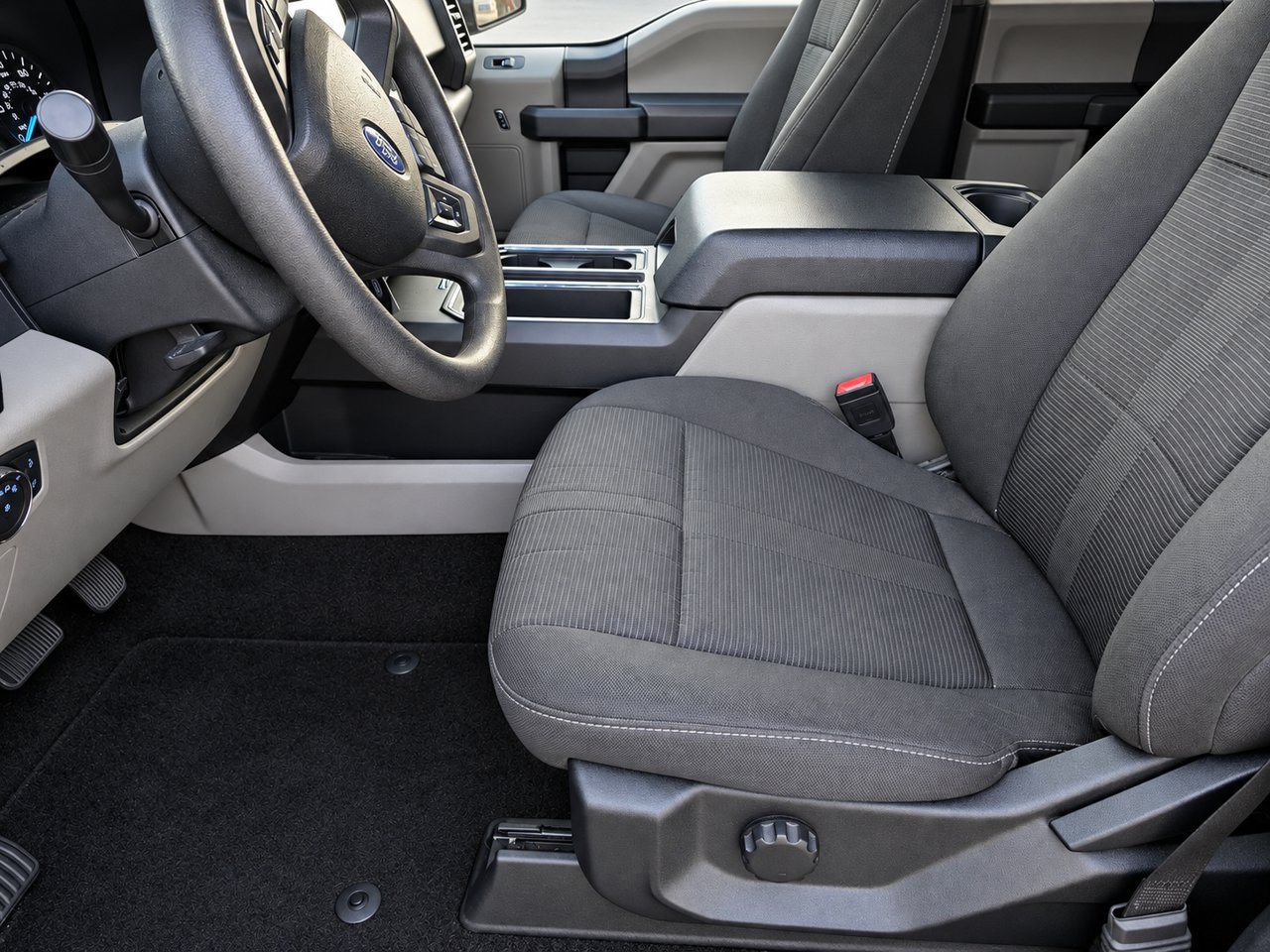 Used 2019 Ford F150 XL w/ Equipment Group 101A Mid AWD/4WD image 16