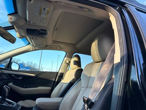 Used 2021 Subaru Outback Limited image 6