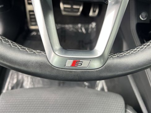 Used 2022 Audi A4 2.0T Premium Plus image 16