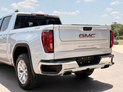 Used 2021 GMC Sierra 1500 SLT w/ SLT Convenience Package AWD/4WD image 6