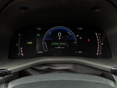 Used 2025 Toyota Camry LE FWD image 36