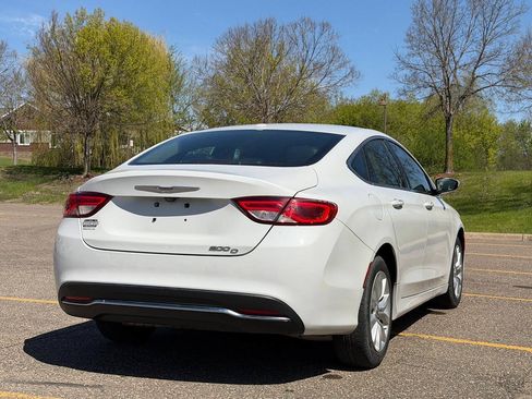 Used 2015 Chrysler 200 C FWD image 3