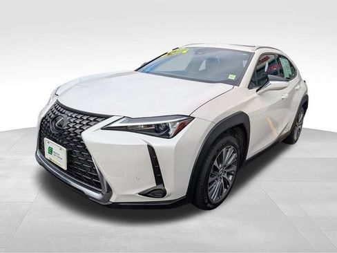 Used 2024 Lexus UX 250h FWD image 3