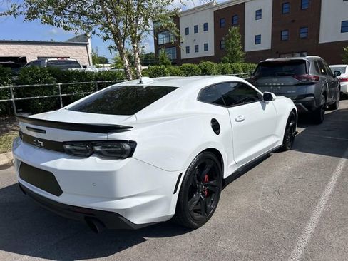 Used 2023 Chevrolet Camaro SS RWD image 3