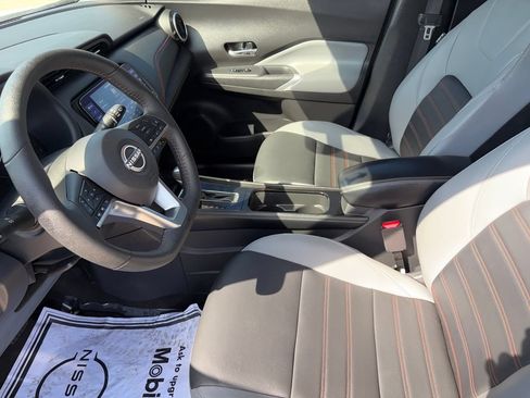 Used 2024 Nissan Kicks SR w/ SR Premium Package FWD image 9