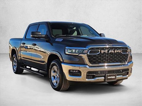 Used 2025 RAM 1500 Lone Star RWD image 3