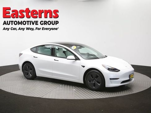 Used 2023 Tesla Model 3 Standard Range RWD image 43