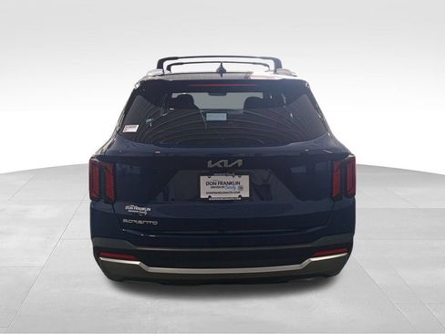 Used 2025 Kia Sorento SX FWD image 5