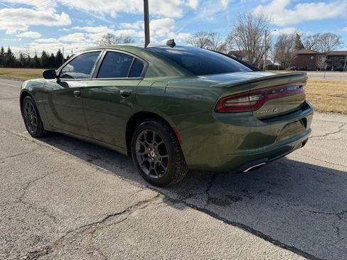 Used 2018 Dodge Charger GT image 9