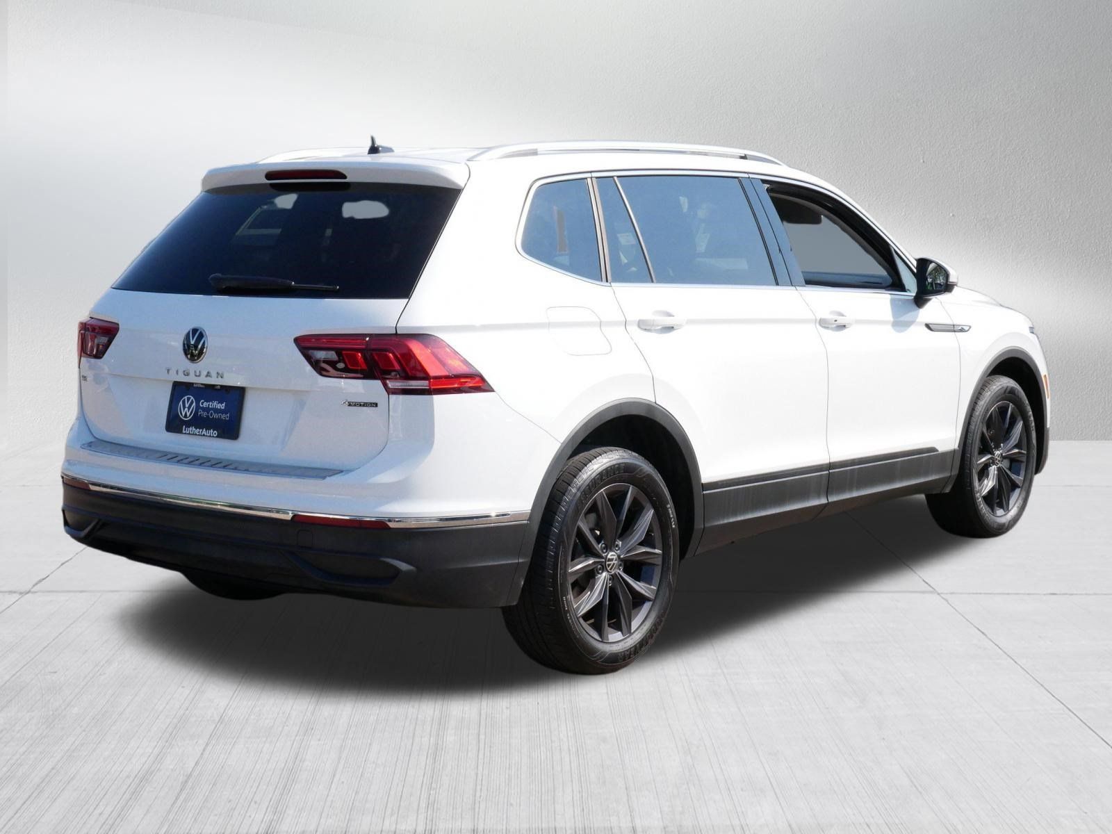 Certified 2024 Volkswagen Tiguan SE AWD/4WD image 7