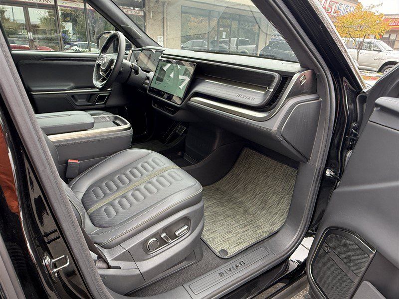 Used 2024 Rivian R1S Adventure Quad AWD/4WD image 18