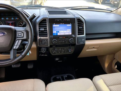 Used 2016 Ford F150 XLT w/ Equipment Group 302A Luxury image 7