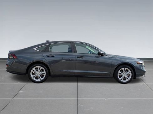 Certified 2025 Honda Accord LX image 7