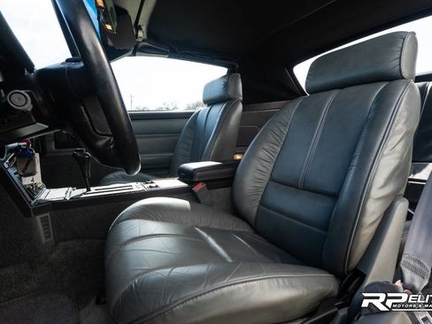 Used 1991 Chevrolet Camaro Z28 image 60