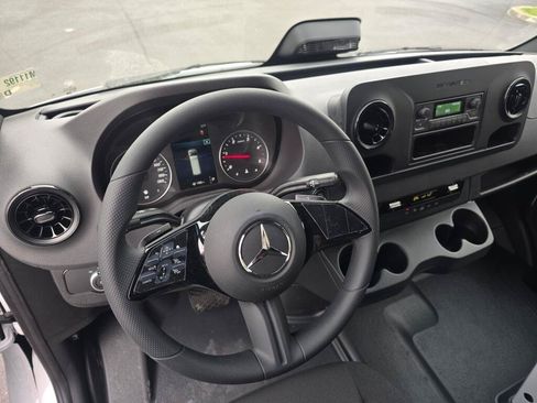 New 2026 Mercedes-Benz Sprinter 2500 image 11