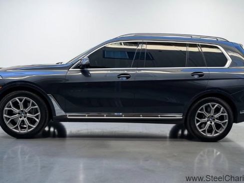 Used 2021 BMW X7 xDrive40i w/ Premium Package image 3
