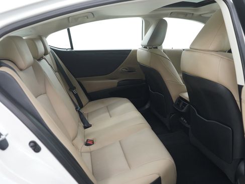 Used 2021 Lexus ES 350 w/ Accessory Package FWD image 12
