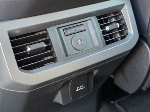 New 2026 Ford F250 Lariat w/ Black Appearance Package image 39