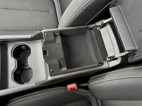 Used 2023 Jeep Grand Cherokee Laredo image 22