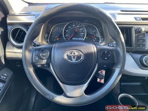 Used 2014 Toyota RAV4 LE image 15