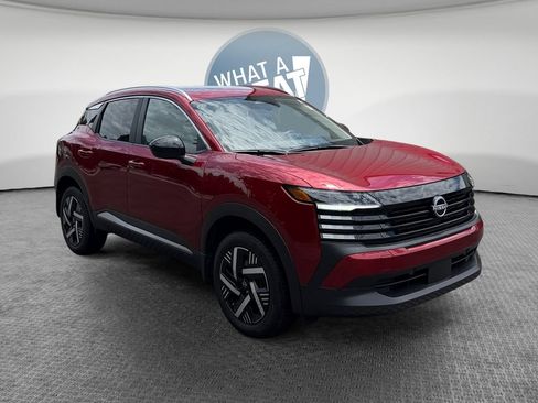 Used 2026 Nissan Kicks SV w/ SV Premium Package FWD image 1