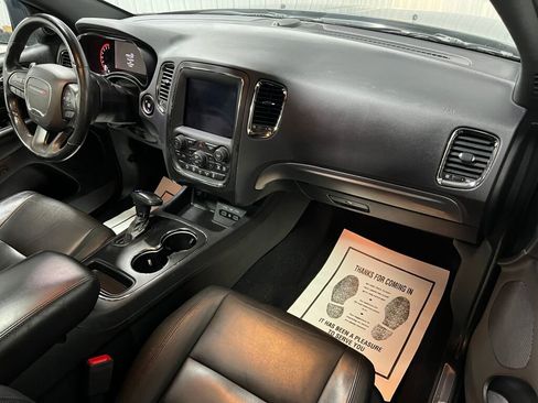 Used 2019 Dodge Durango GT image 3