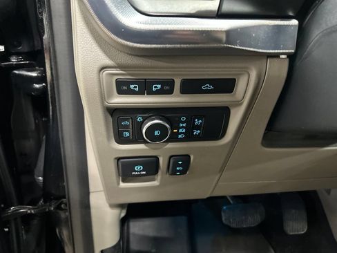 Certified 2024 Ford F150 Platinum w/ Equipment Group 703A Plus AWD/4WD image 14