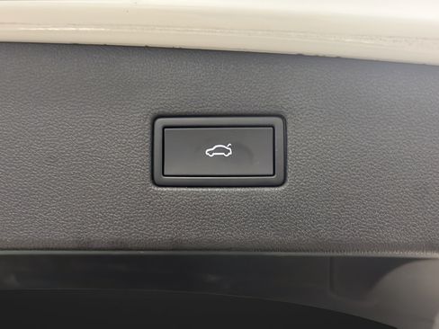 Used 2024 Volkswagen Tiguan SEL R-Line AWD/4WD image 29