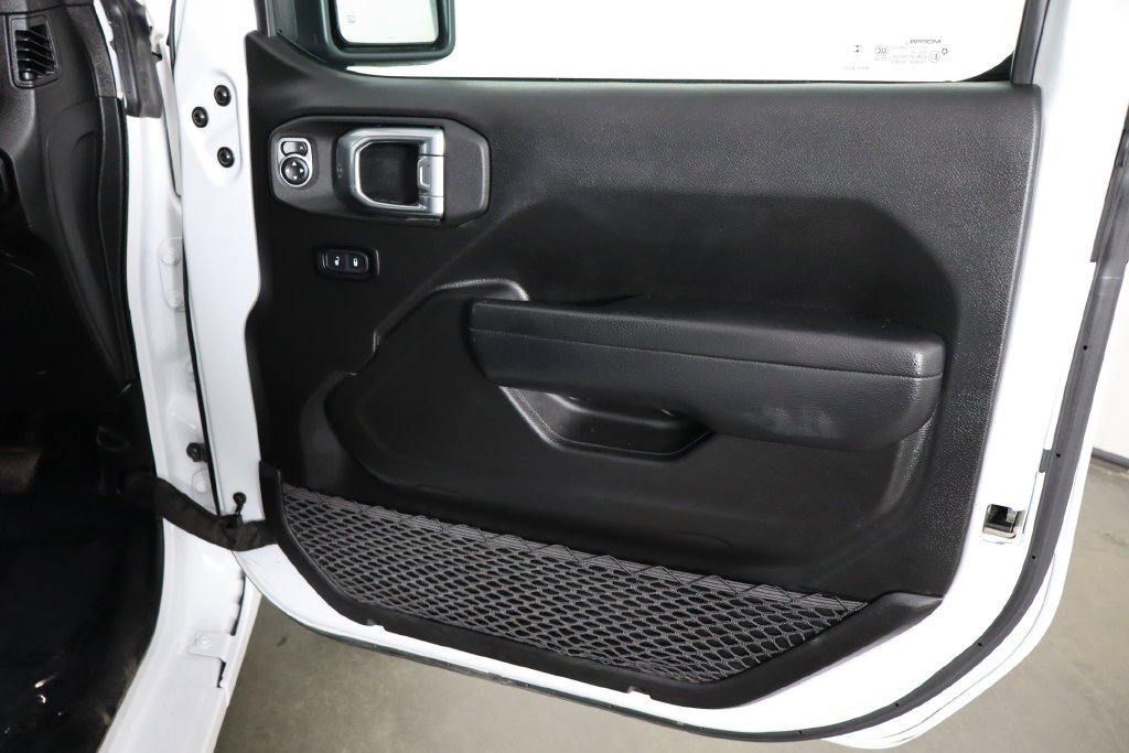 Used 2025 Jeep Wrangler Unlimited Sport w/ Convenience Group AWD/4WD image 18