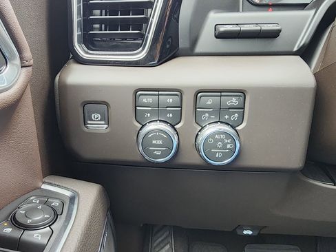 New 2026 GMC Sierra 1500 Denali AWD/4WD image 20