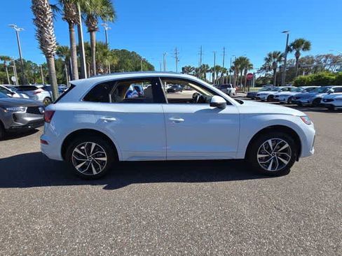 Used 2022 Audi Q5 2.0T Premium w/ Convenience Package AWD/4WD image 9