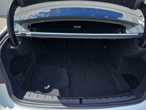 Used 2023 BMW 330i Sedan w/ Premium Package image 26