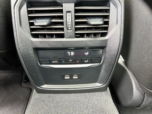 Used 2025 BMW 330i xDrive 330i xDrive image 12