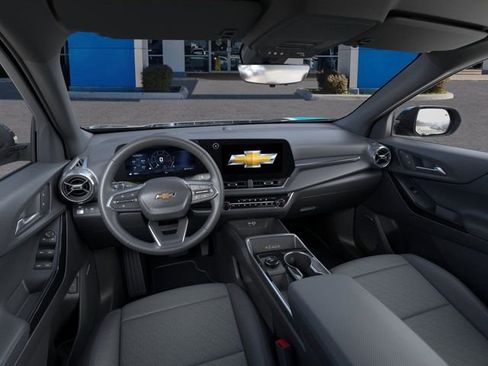 New 2026 Chevrolet Equinox LT w/ Convenience Package II image 15