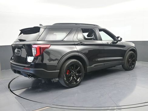 Used 2024 Ford Explorer ST w/ Equipment Group 401A AWD/4WD image 6