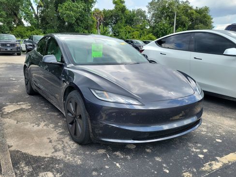 Used 2025 Tesla Model 3 Long Range RWD image 6