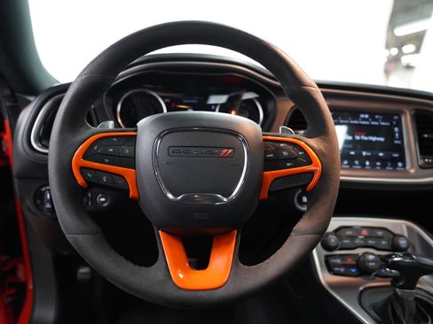 Used 2022 Dodge Challenger R/T Scat Pack w/ 1320 Drag Pack RWD image 14