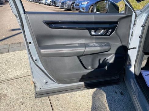 Used 2023 Honda CR-V Sport Touring image 18