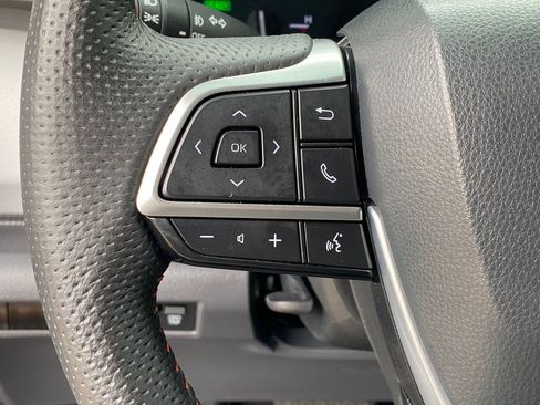 Used 2023 Toyota Sienna XSE w/ XSE Plus Package image 25