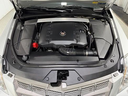 Used 2010 Cadillac CTS Premium AWD/4WD image 29