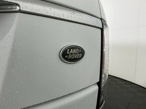 Used 2016 Land Rover Range Rover Supercharged AWD/4WD image 32