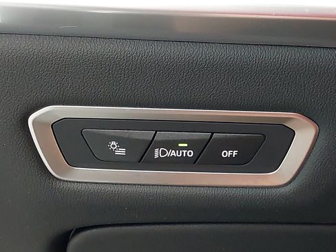 Used 2025 BMW X7 xDrive40i AWD/4WD image 30