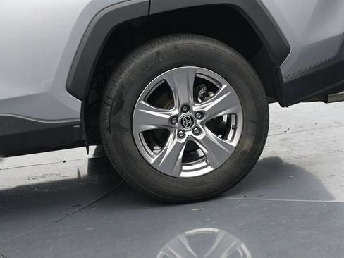 Used 2024 Toyota RAV4 XLE AWD/4WD image 13