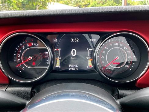 Used 2021 Jeep Wrangler Unlimited Rubicon image 22