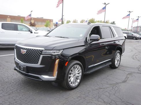 Used 2024 Cadillac Escalade Premium Luxury w/ Touring Package AWD/4WD image 4