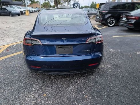 Used 2022 Tesla Model 3 Long Range AWD/4WD image 6