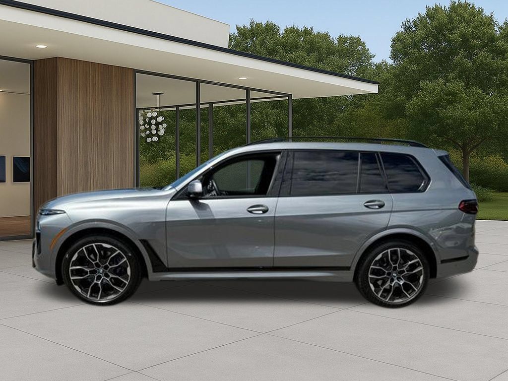 Used 2026 BMW X7 xDrive40i w/ M Sport Package AWD/4WD image 13