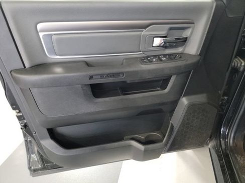 Used 2024 RAM 1500 Classic SLT AWD/4WD image 11