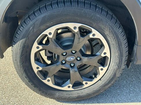 Used 2022 Subaru Crosstrek 2.0i Premium w/ Moonroof Package image 7